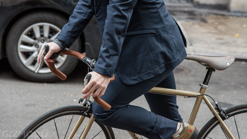 Illustration for article titled The Bike-Friendly Commuter Suit Review: Good at Bikes, Bad at Suit
